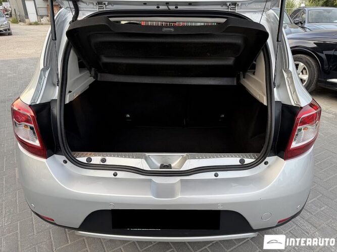dacia Sandero 2013