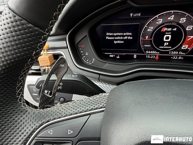 audi A4 2016