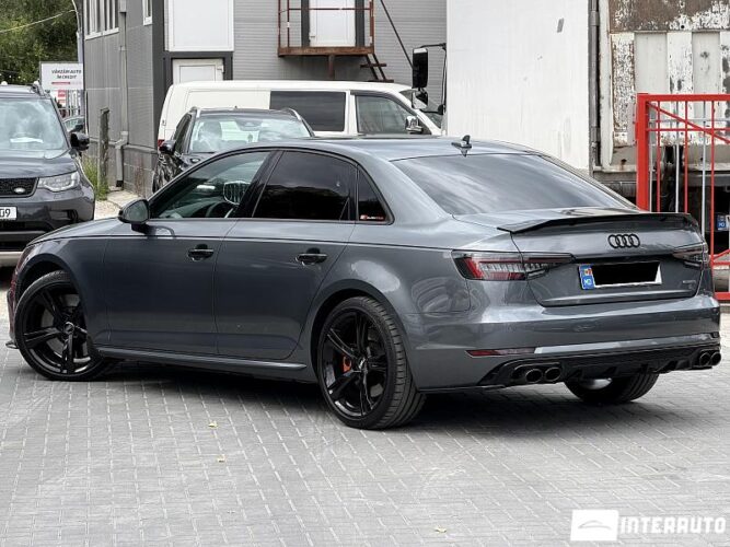 audi A4 2016