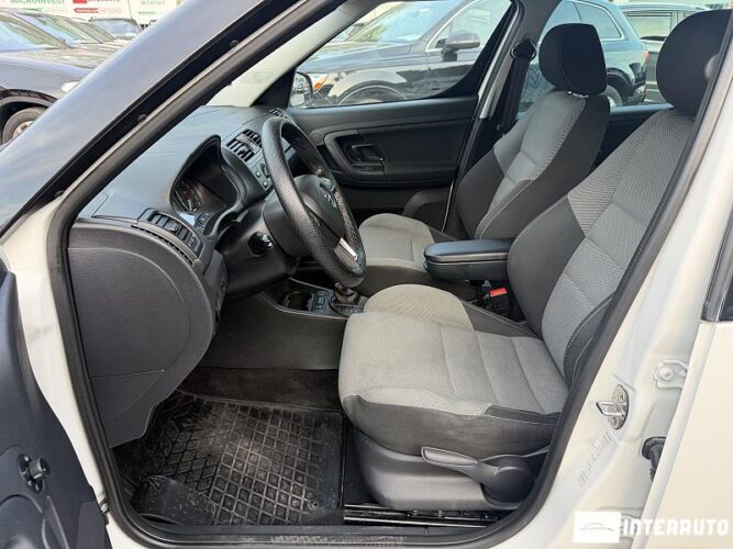 Skoda Roomster 33 skoda Roomster 2014