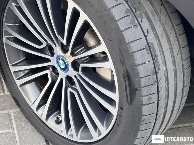 BMW 530e 43 bmw 530e 2019