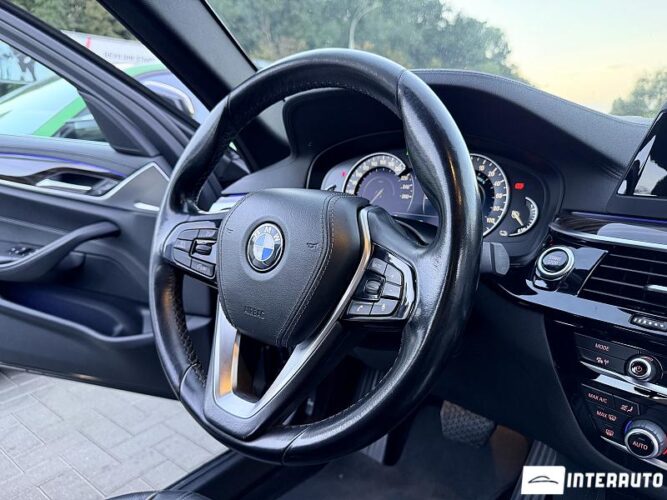 BMW 530e 37 bmw 530e 2019