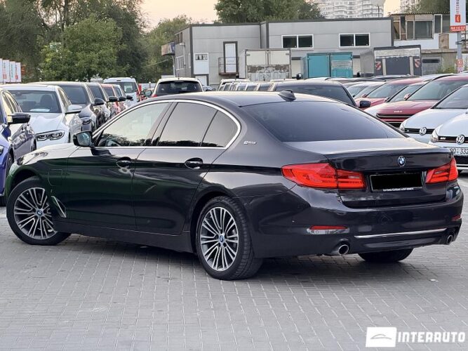 BMW 530e 31 bmw 530e 2019