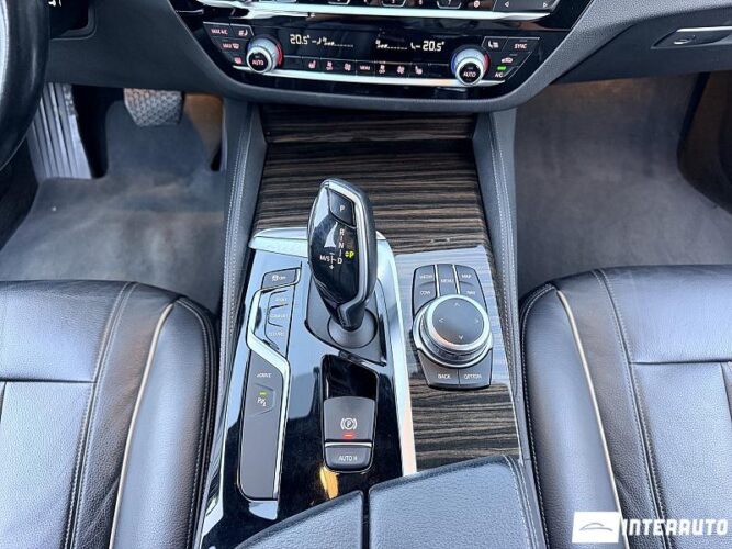 BMW 530e 41 bmw 530e 2019