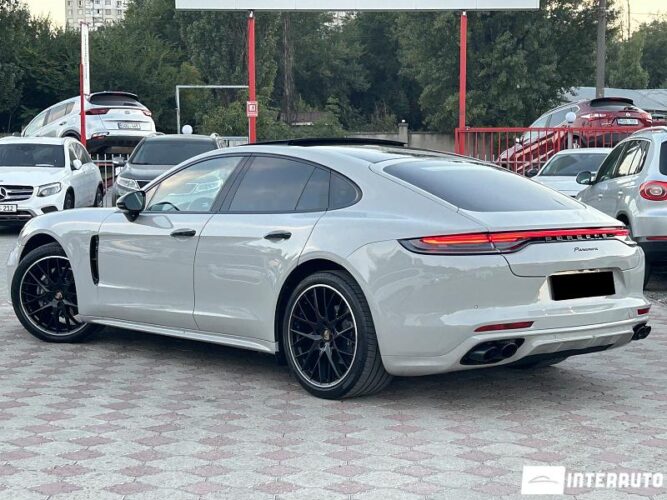 porsche Panamera 4 2022