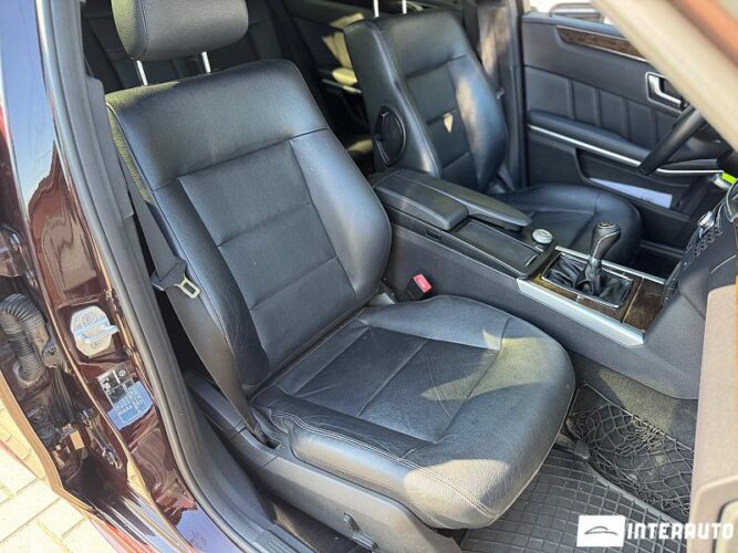 Mercedes E 220 45 mercedes E 220 2012