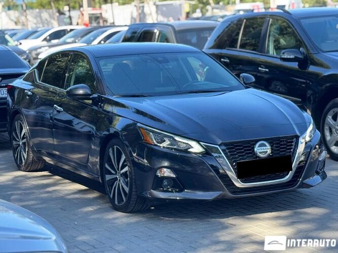 nissan Altima 2019