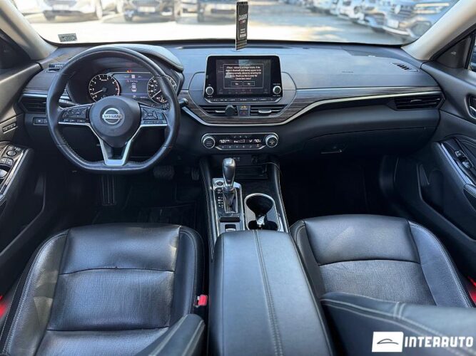 nissan Altima 2019