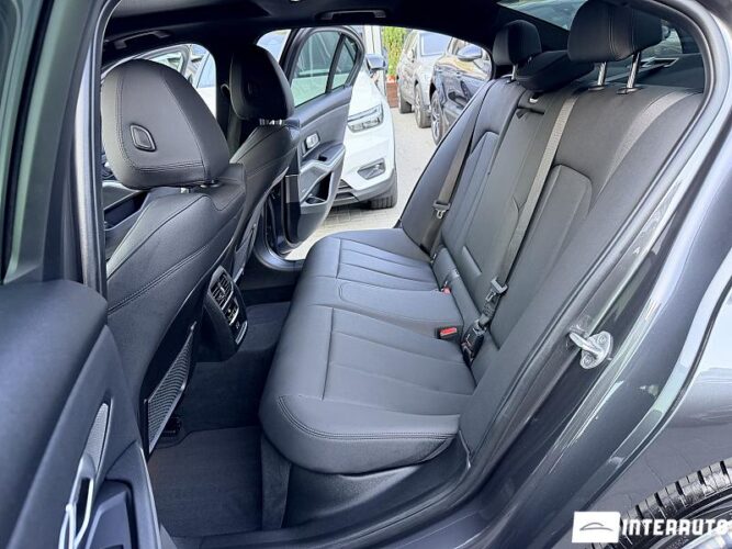 bmw 330E 2021