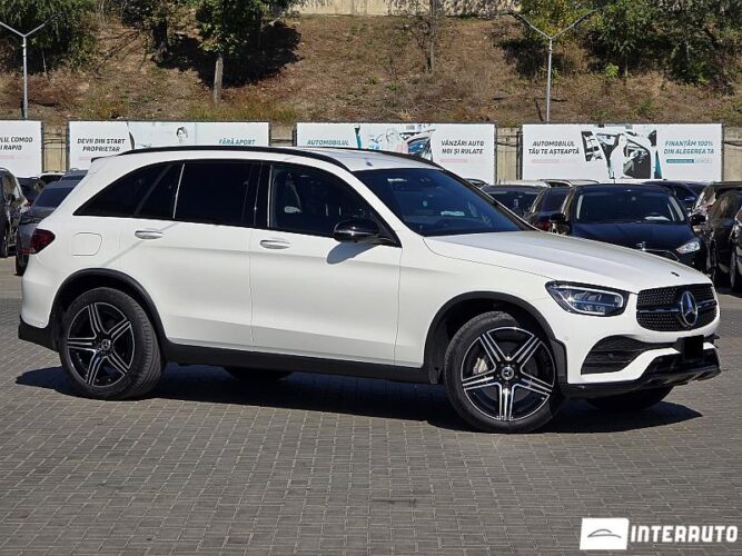 Mercedes GLC 220d 2022 doar la InterAuto