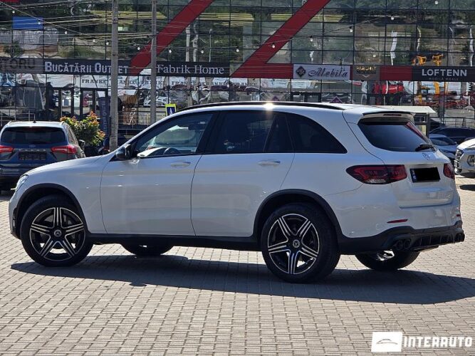 Mercedes GLC 220d 38 mercedes GLC 220d 2022