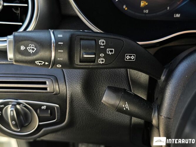 Mercedes GLC 220d 41 mercedes GLC 220d 2022