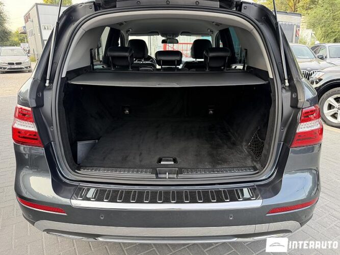 Mercedes ML 350 47 mercedes ML 350 2012