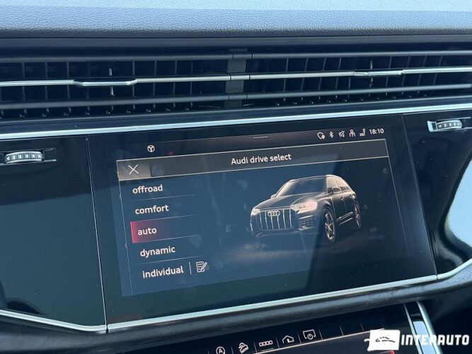 Audi Q7 53 audi Q7 2020