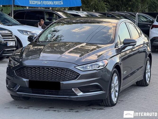 Ford Fusion 2018 doar la InterAuto