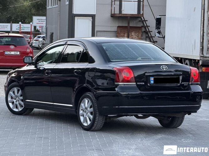 toyota Avensis 2004