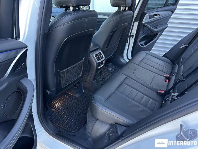 BMW X3 2.0i 57 bmw X3 2.0i 2021