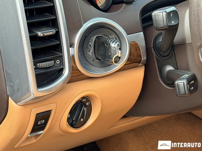 porsche Cayenne 2013