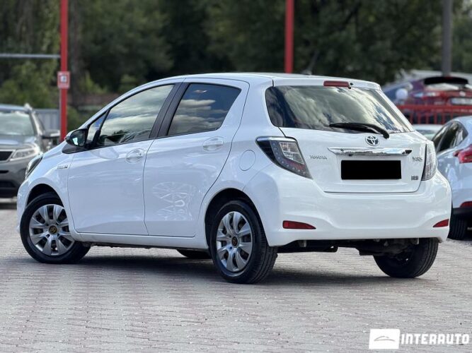 Toyota Yaris 2013 doar la InterAuto