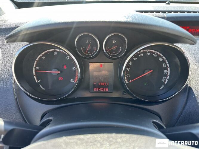 opel Meriva 2011