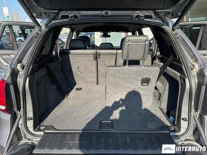 BMW X5 2.5D 46 interauto-car