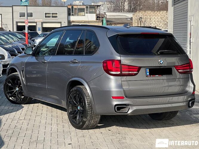 BMW X5 2.5D 33 interauto-car
