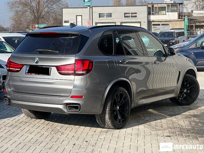 BMW X5 2.5D 31 interauto-car